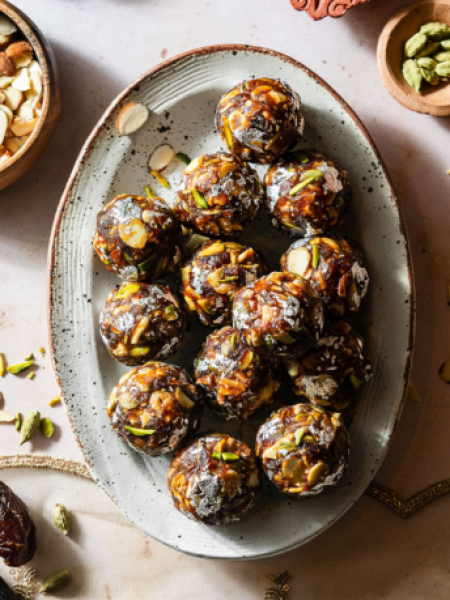 Dates laddu